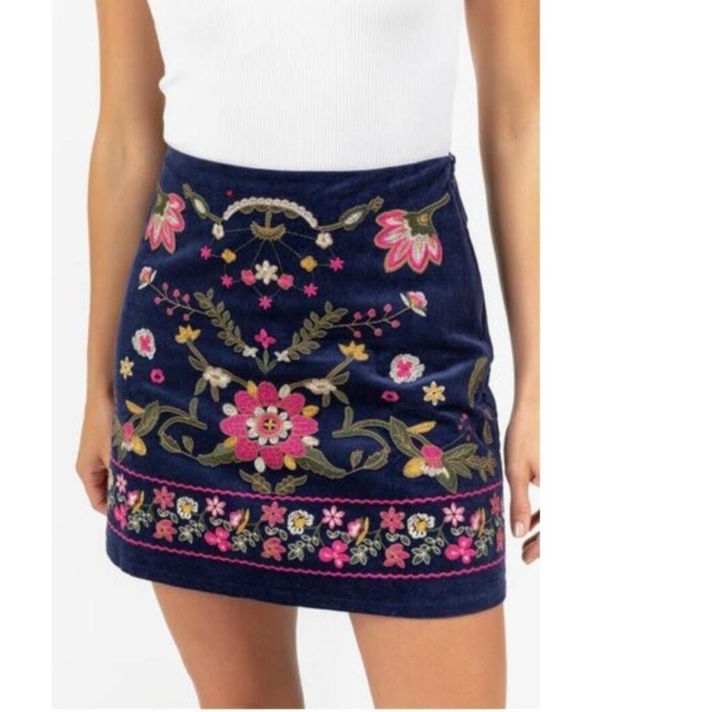 Harper Heritage women’s Embroidered blue Corduroy Skirt floral sz L